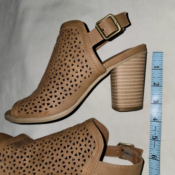 universal thread shoes